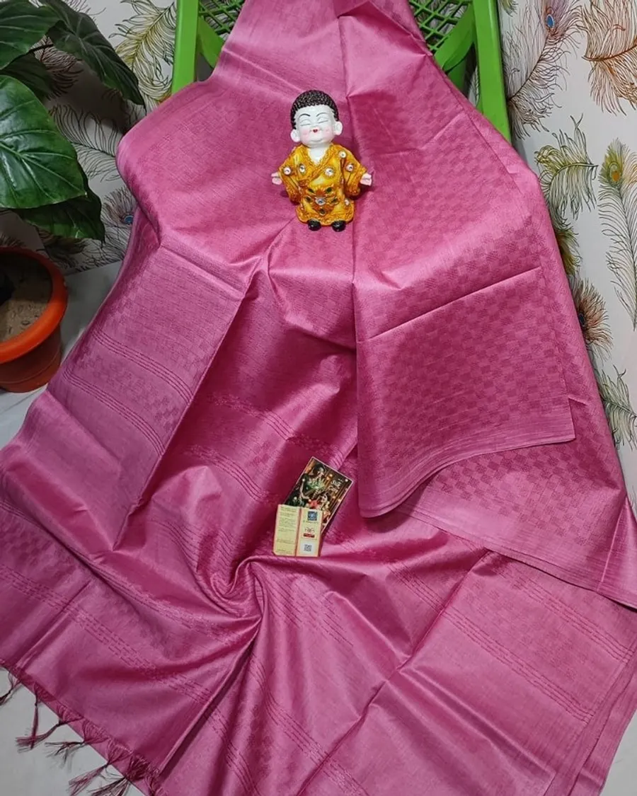 Lightweight & Glossy Finish Kota Viscose Silk Saree 